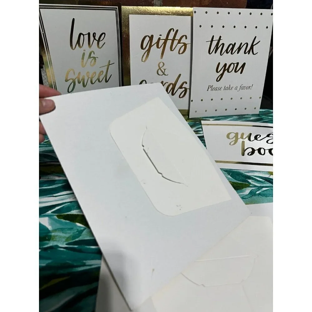7 Gold Cardboard Party signs
